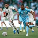 محطة إنزكان.. متطفلون يفرضون “أجرة التعامل” ويزيدون كلفة التنقل