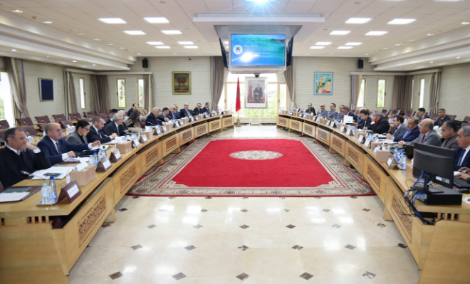 الحكومة تتابع تطورات الفيضانات وتؤكد استمرار التعبئة واتخاذ الإجراءات اللازمة