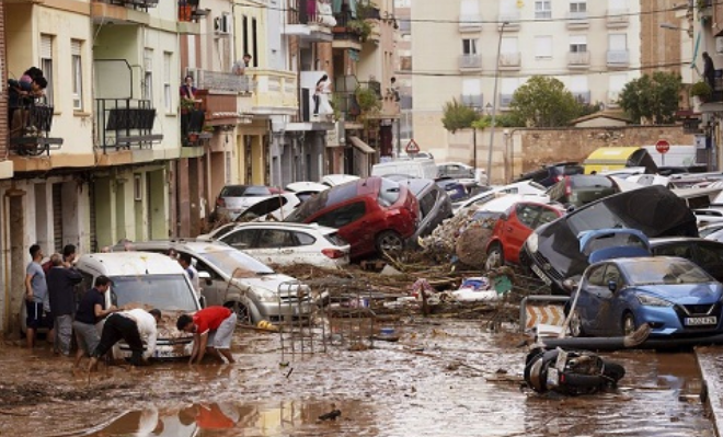إسبانيا والبرتغال على موعد مع عاصفة جديدة بعد فيضانات كارثية